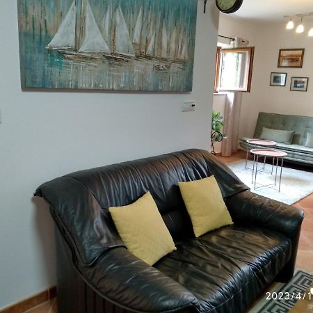 Studio Apartman Marti Кострена Екстер'єр фото